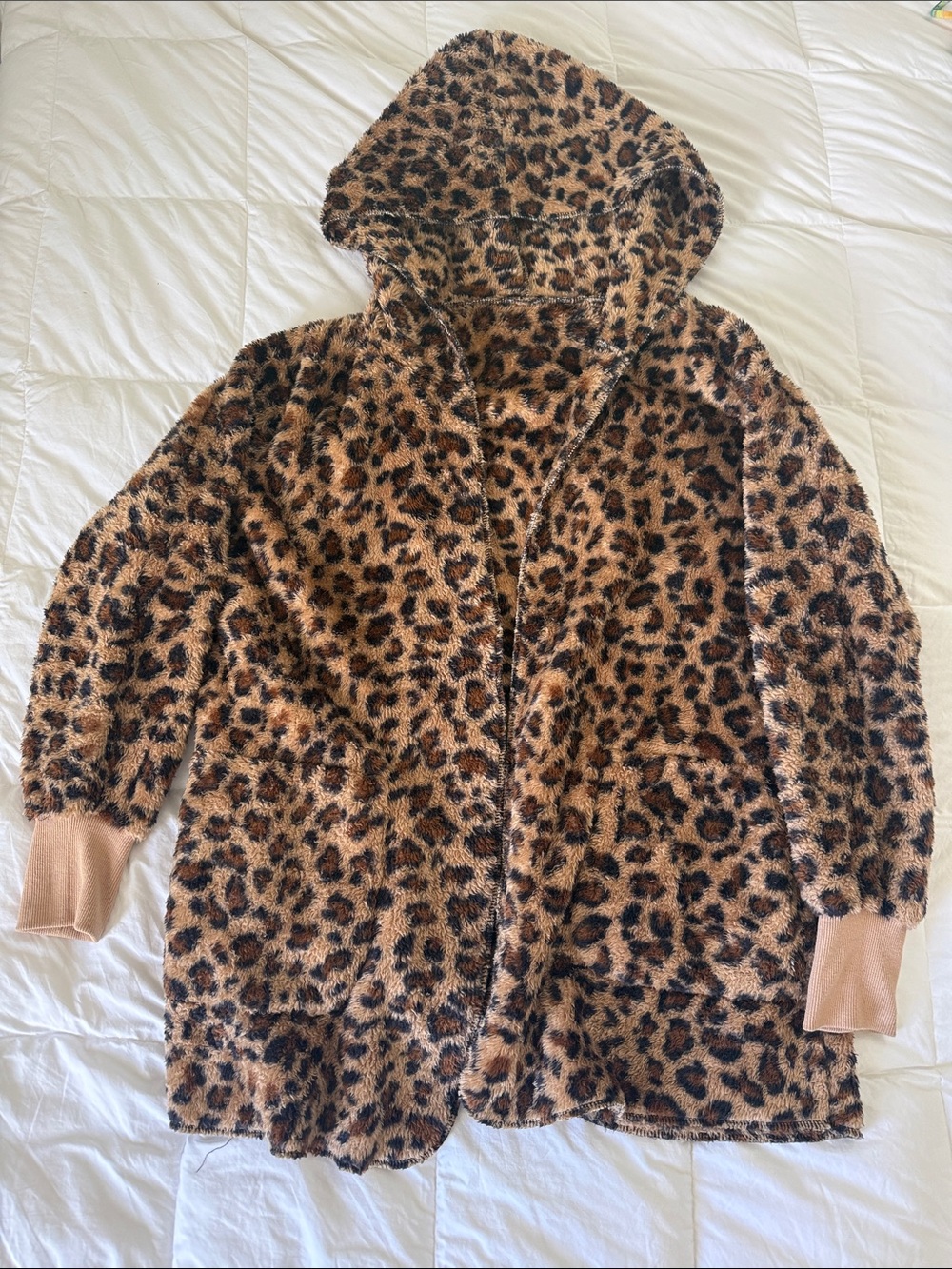 Fleece Fuzzy Leopard Hooded Jacket Size Large